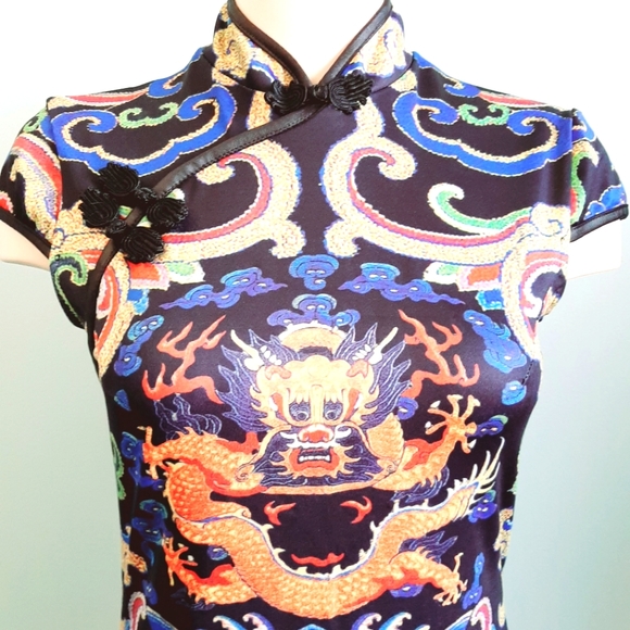 Dragon digital print short qipao - Picture 3 of 5
